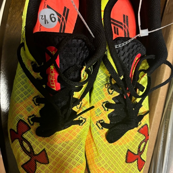 Under Armour Neon Yellow and Black Athletic Shoes - Picture 1 of 3